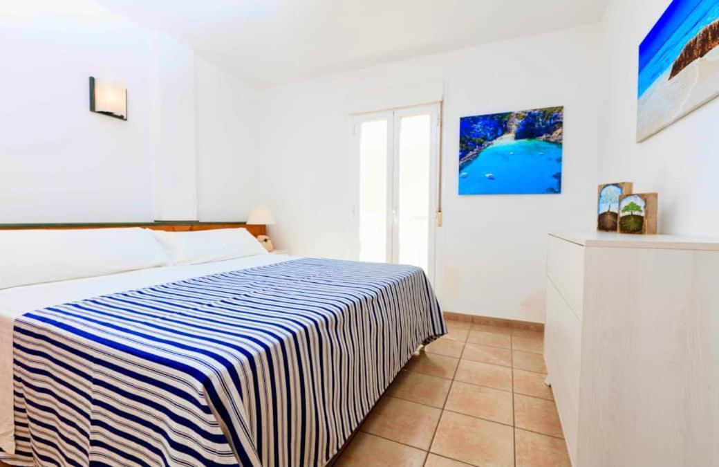 エス・プホルスApartamento Sa Varadero 2S Vista Mare Lateraleアパートメント エクステリア 写真